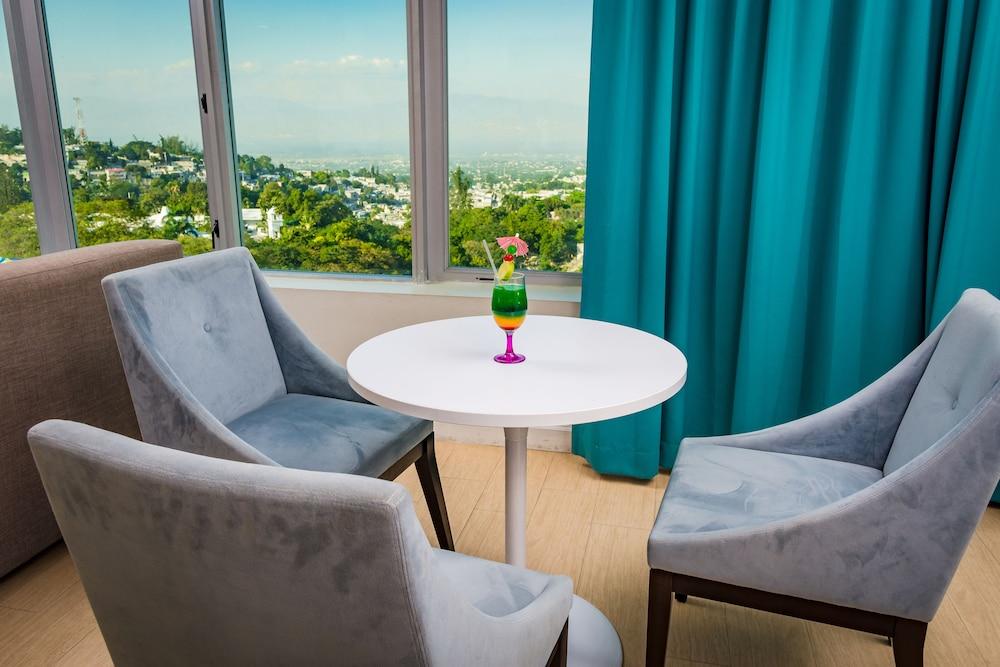 Hotel Royal Oasis Port-au-Prince Dış mekan fotoğraf