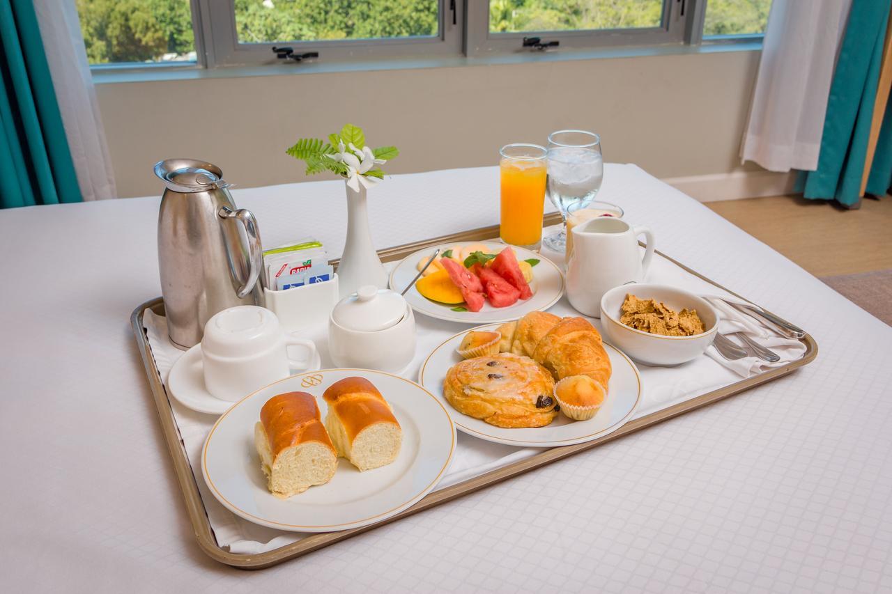 Hotel Royal Oasis Port-au-Prince Dış mekan fotoğraf
