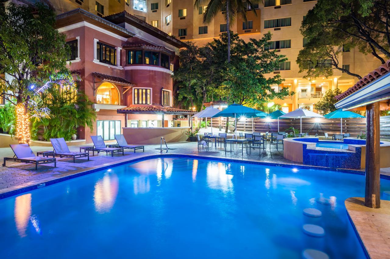 Hotel Royal Oasis Port-au-Prince Dış mekan fotoğraf