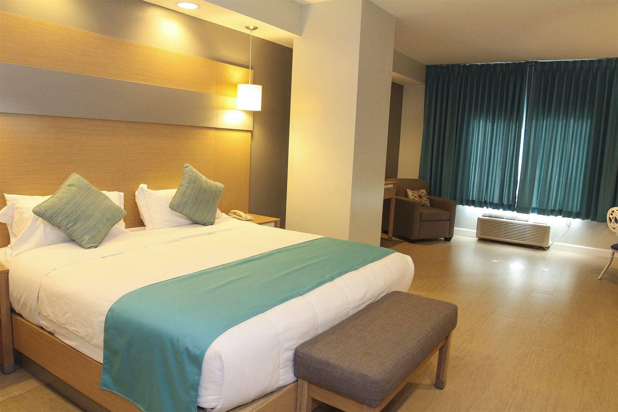 Hotel Royal Oasis Port-au-Prince Dış mekan fotoğraf